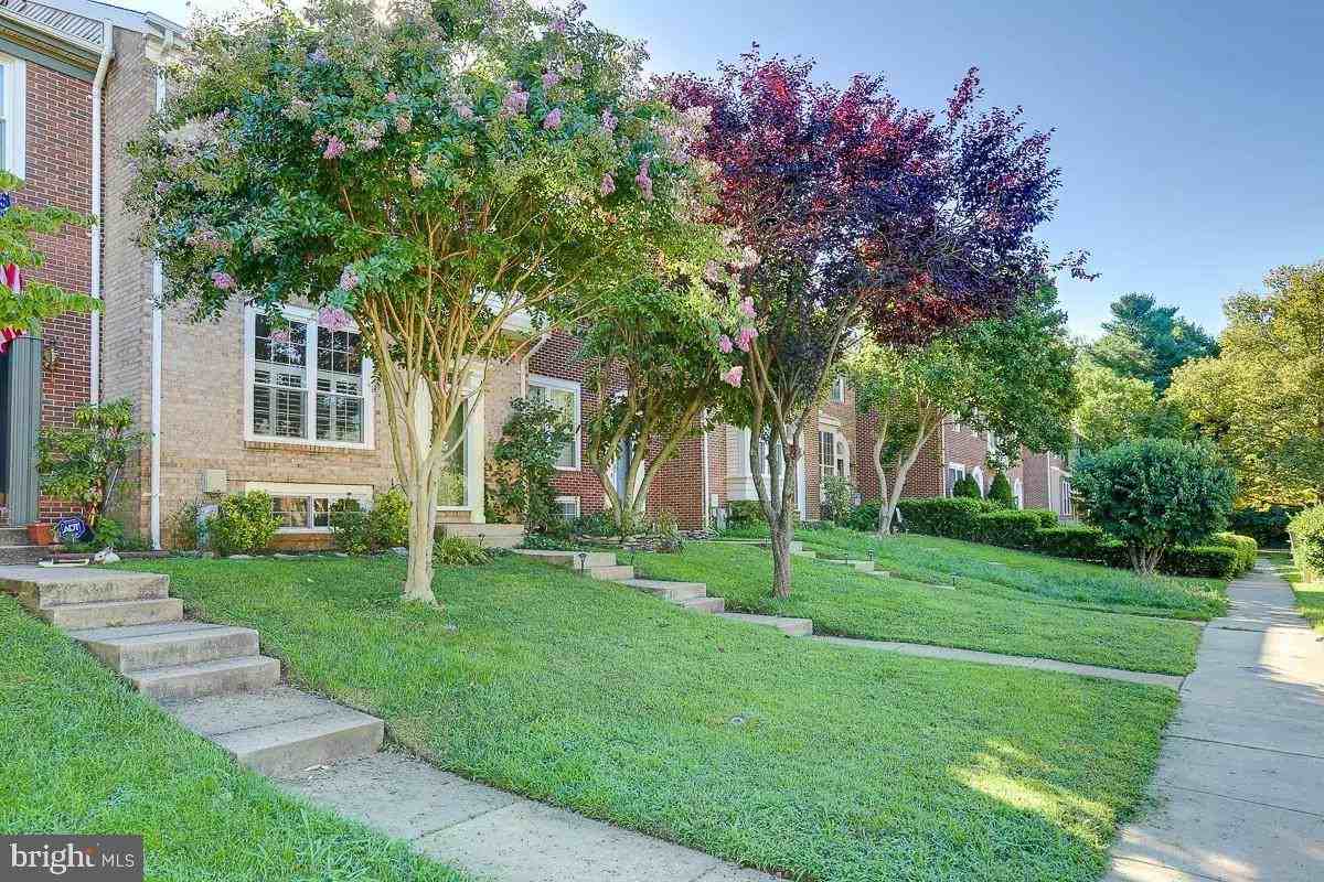 21 Hunting Horn Circle - Photo 2 of 31