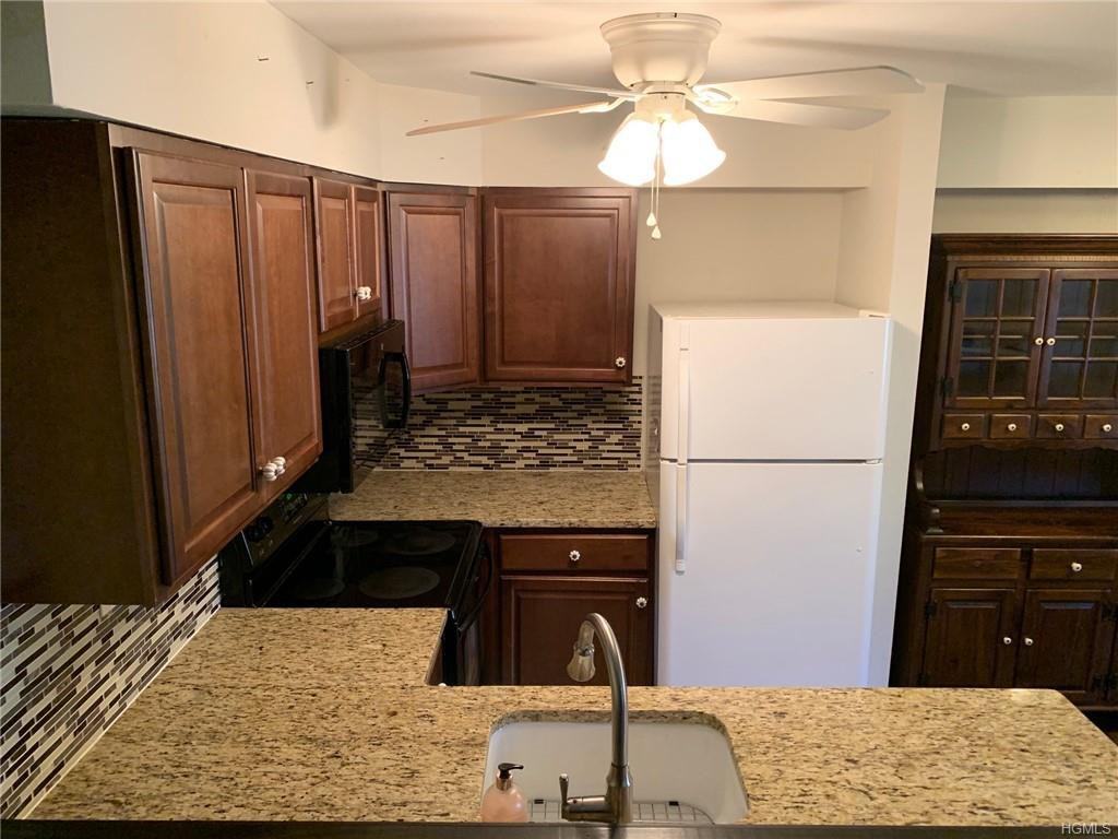 48 Bittersweet Lane - Photo 2 of 17