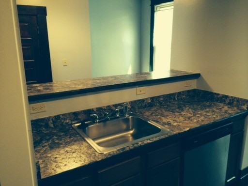 988 Pennsylvania Ave - Photo 3 of 10