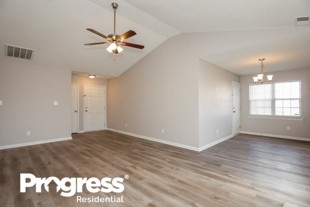 8208 Reames Rd - Photo 3 of 16