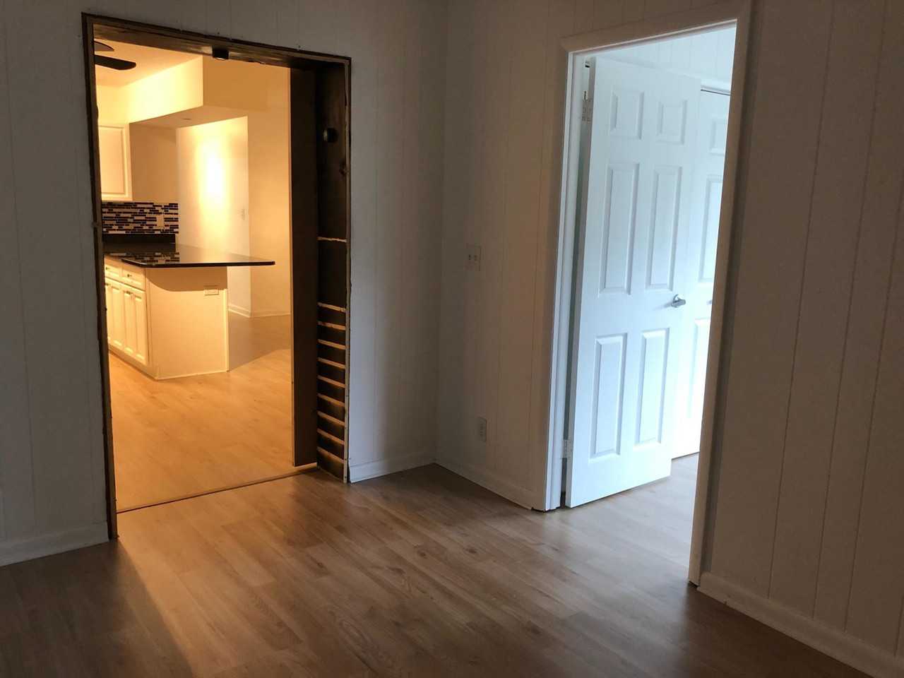 1008 Cochran Drive - Photo 3 of 4