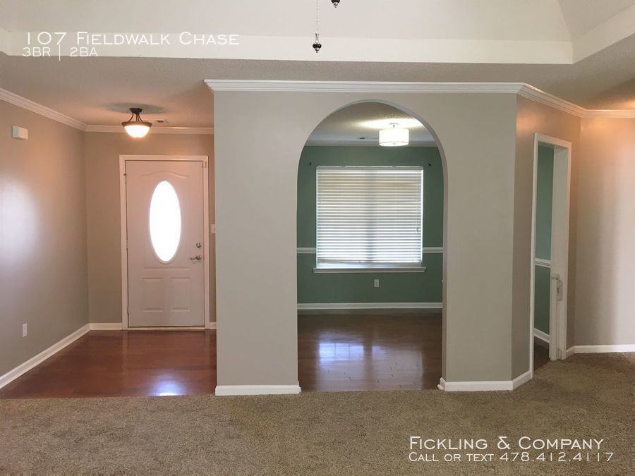 107 Fieldwalk Chase - Photo 2 of 24