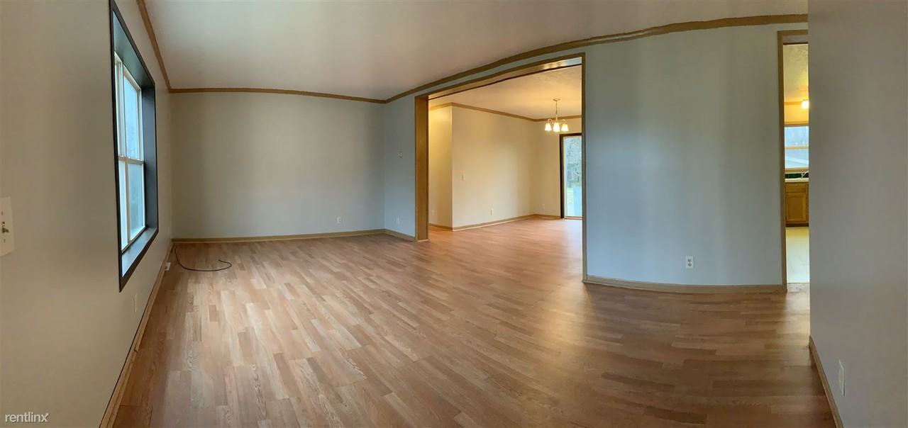 617 Grand St - Photo 3 of 15
