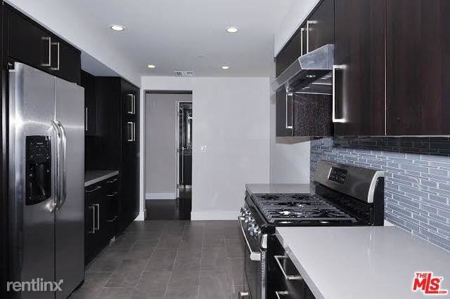 1666 Greenfield Ave #302