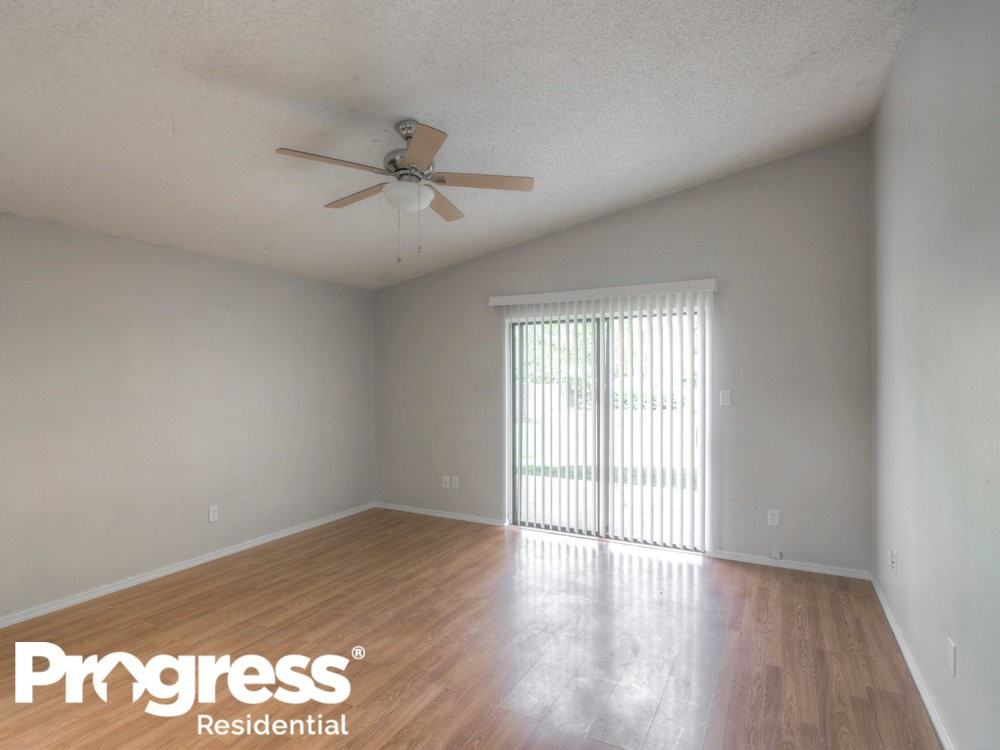 1505 Cougar Ct - Photo 2 of 13
