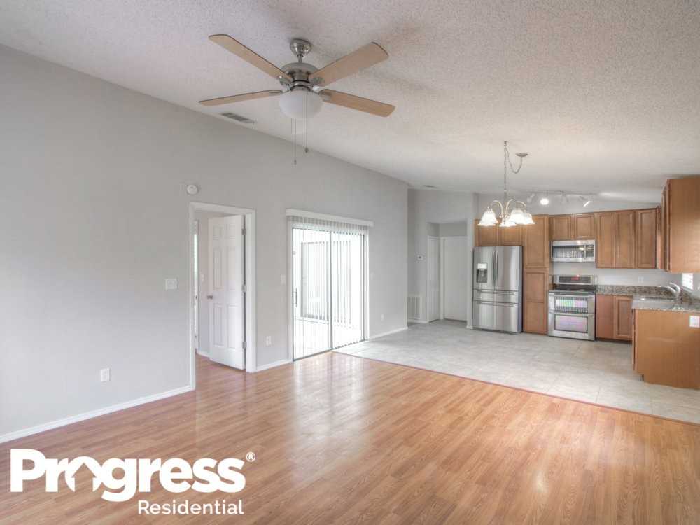1505 Cougar Ct - Photo 3 of 13