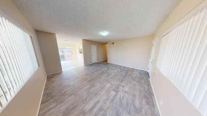 733 North M Street - Photo 2 of 11