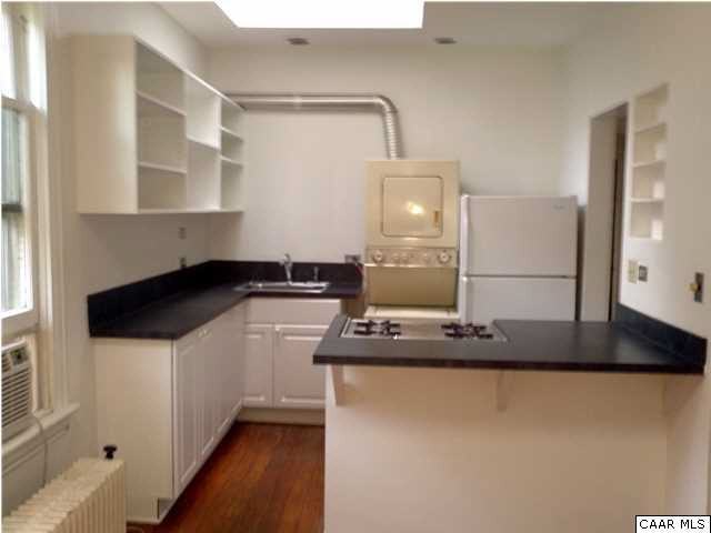 405 Altamont St #Up - Photo 2 of 3