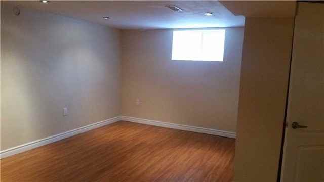 33 Lincoln Street - Photo 3 of 4