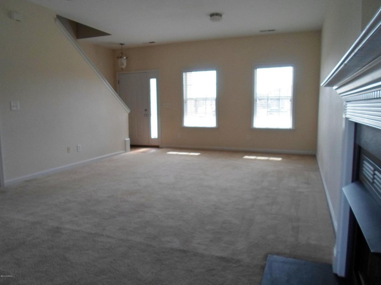 200 Bonanza Drive - Photo 3 of 8