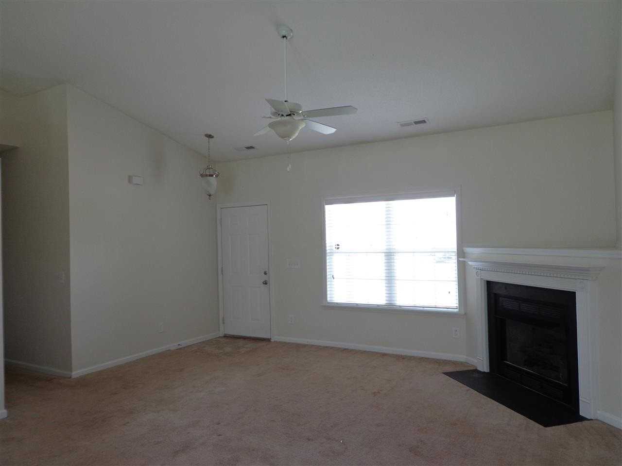 138 Hardin Drive - Photo 3 of 9