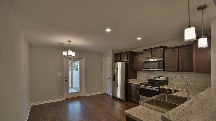 16388 Pottery Lane - Photo 3 of 8
