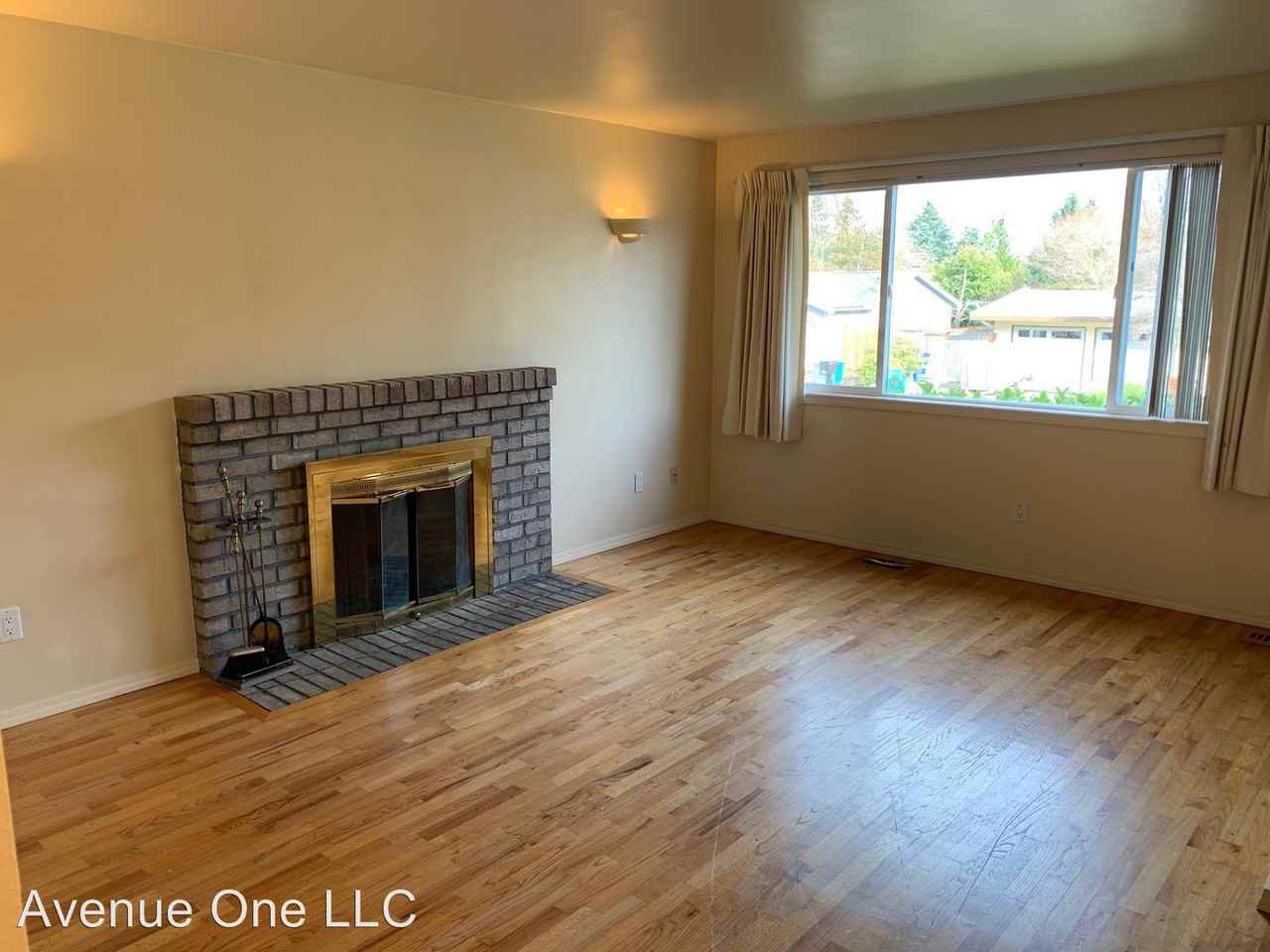 7367 126th Pl Se - Photo 3 of 19