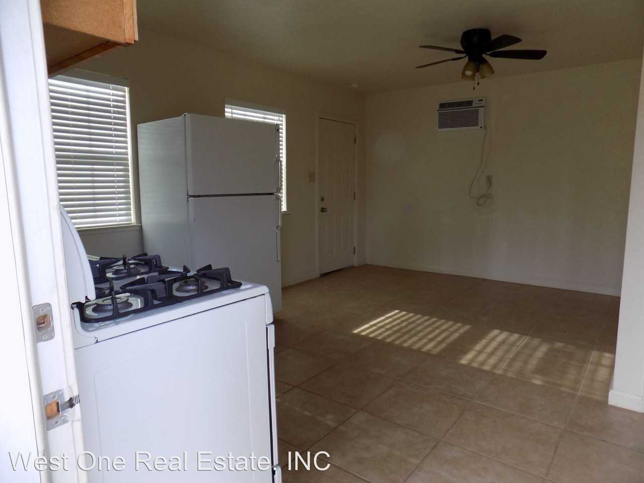 543 W Lowell Ave - Photo 3 of 11