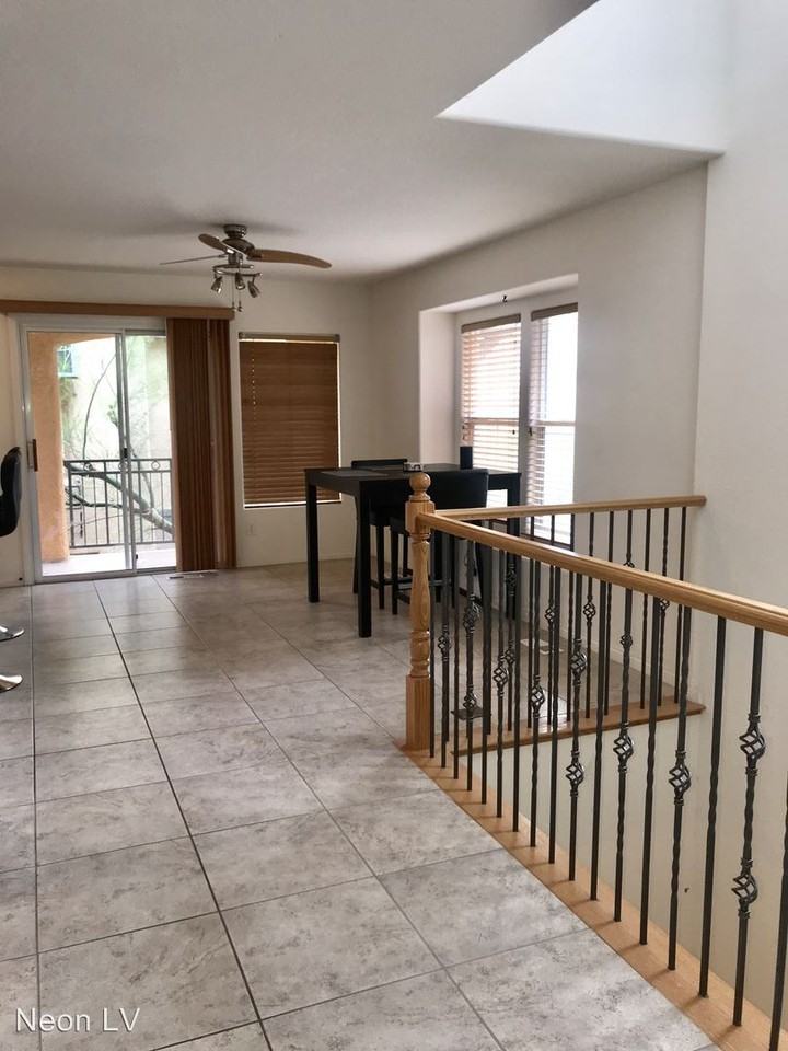10443 Wildflower Gully St - Photo 3 of 6