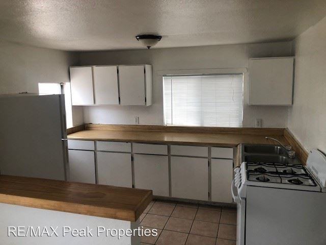 609 S O'Leary St #1 - Photo 2 of 5