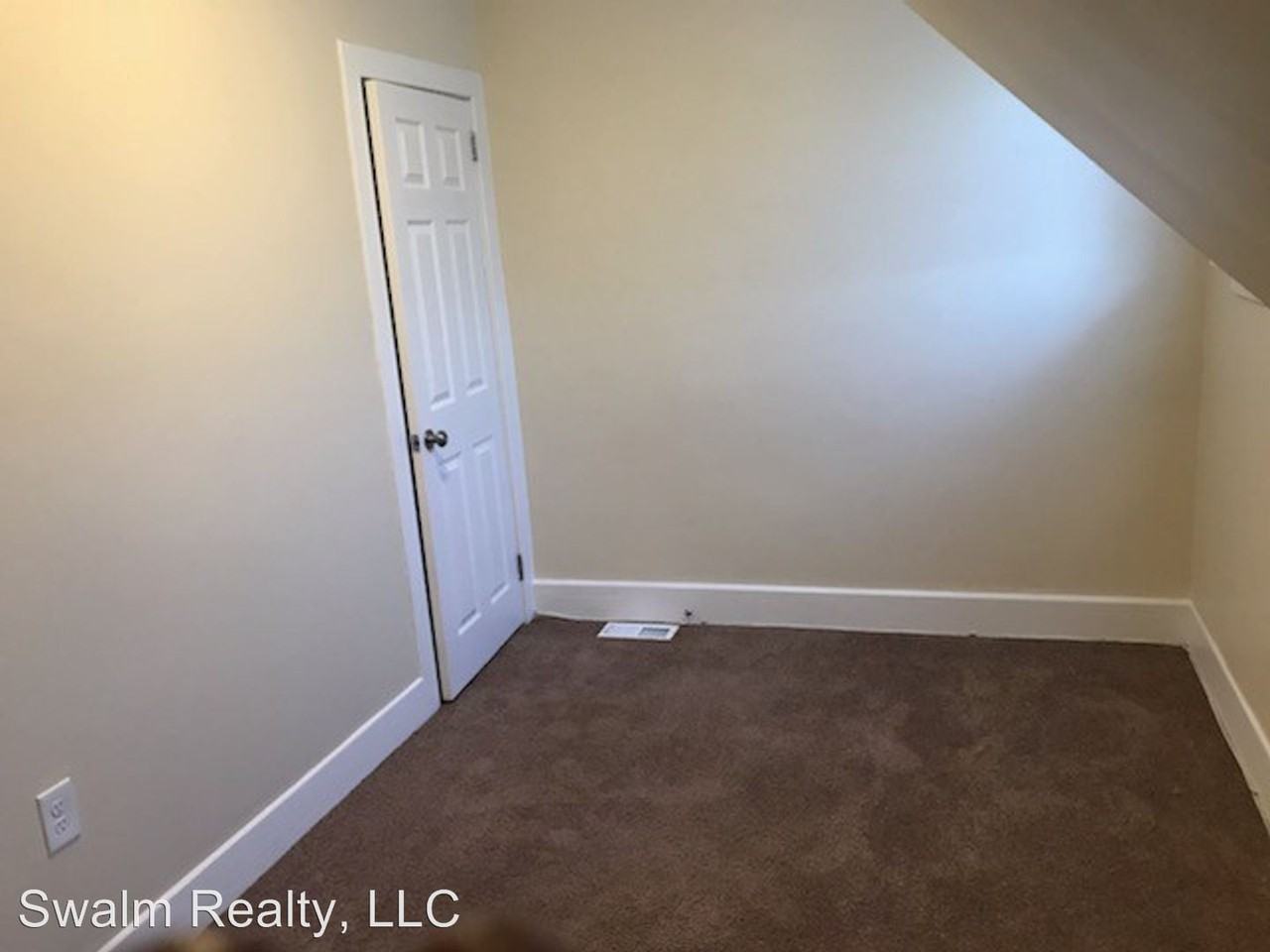 221 Ridge Rd - Photo 3 of 10