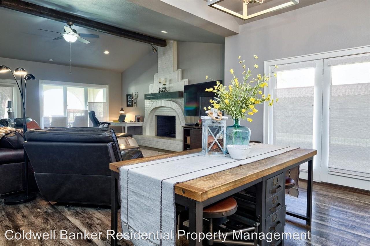 4323 N Boston - Photo 3 of 30