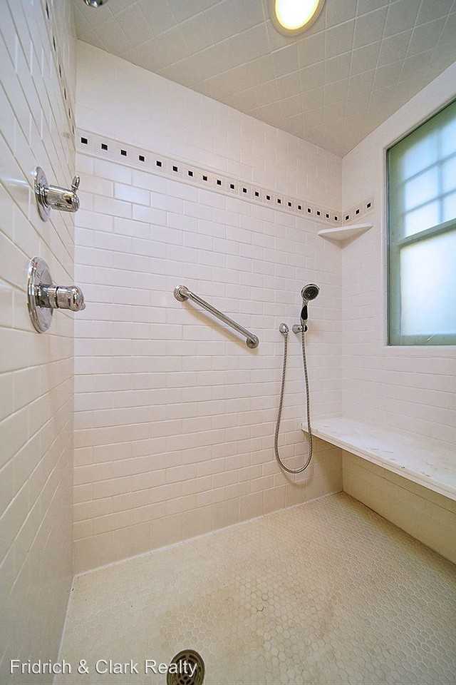 3512 Central Ave - Photo 3 of 37