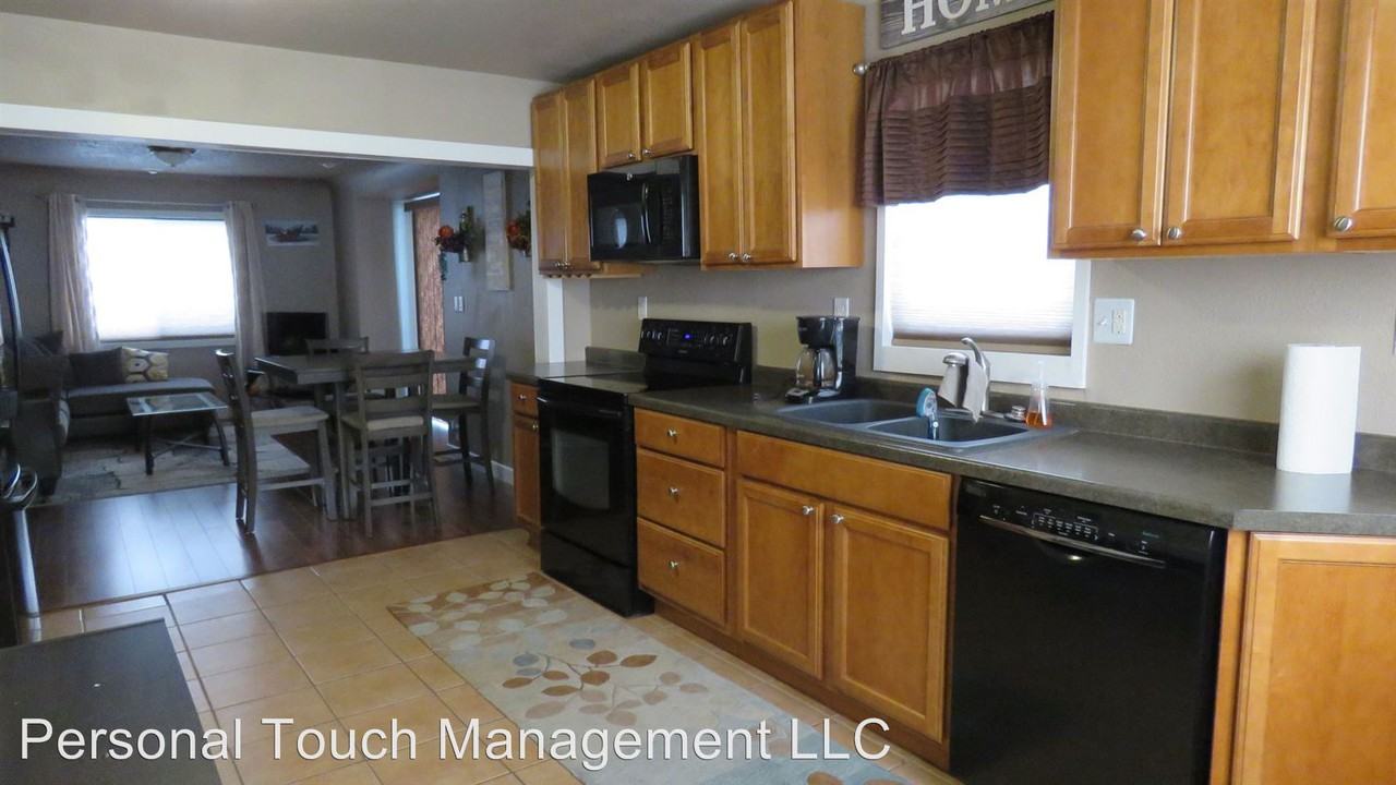 1301 15th St. S - Photo 2 of 30