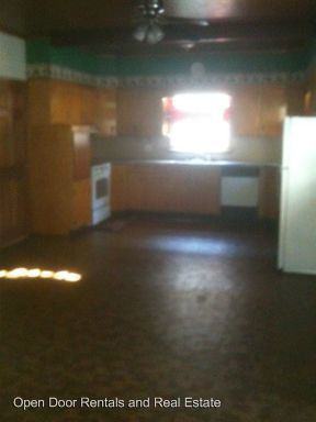 338 W 15th - Photo 3 of 9