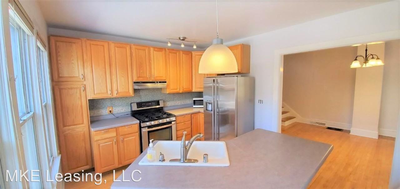 3340 N Cambridge Ave - Photo 2 of 19
