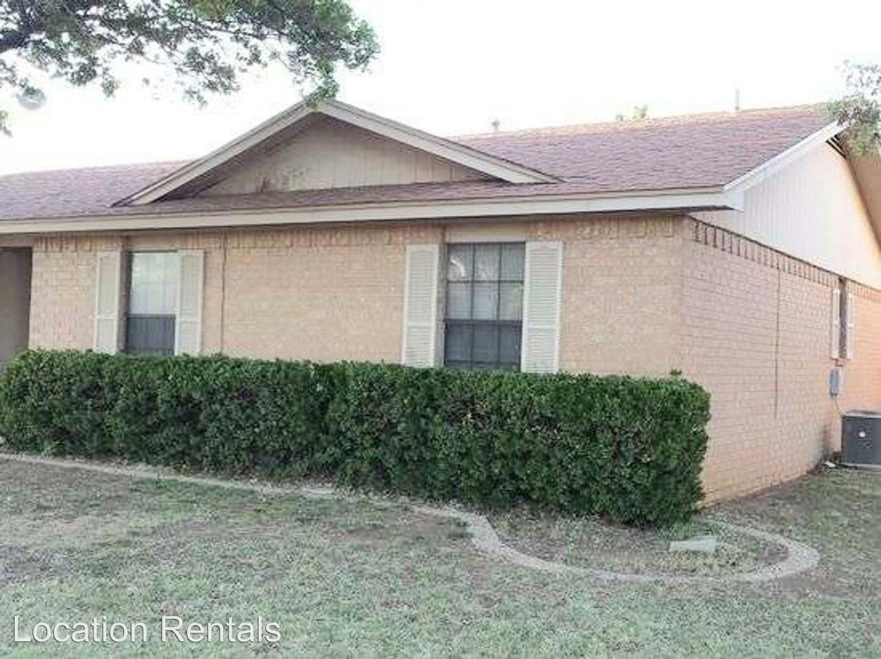 5242 95th Street - Photo 2 of 11