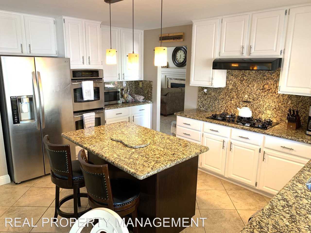 9908 Barrier Reef Drive - Photo 2 of 43