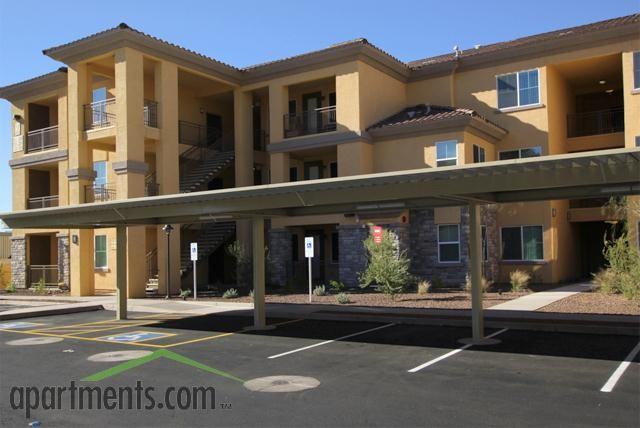 Madison Pointe - Photo 2 of 21