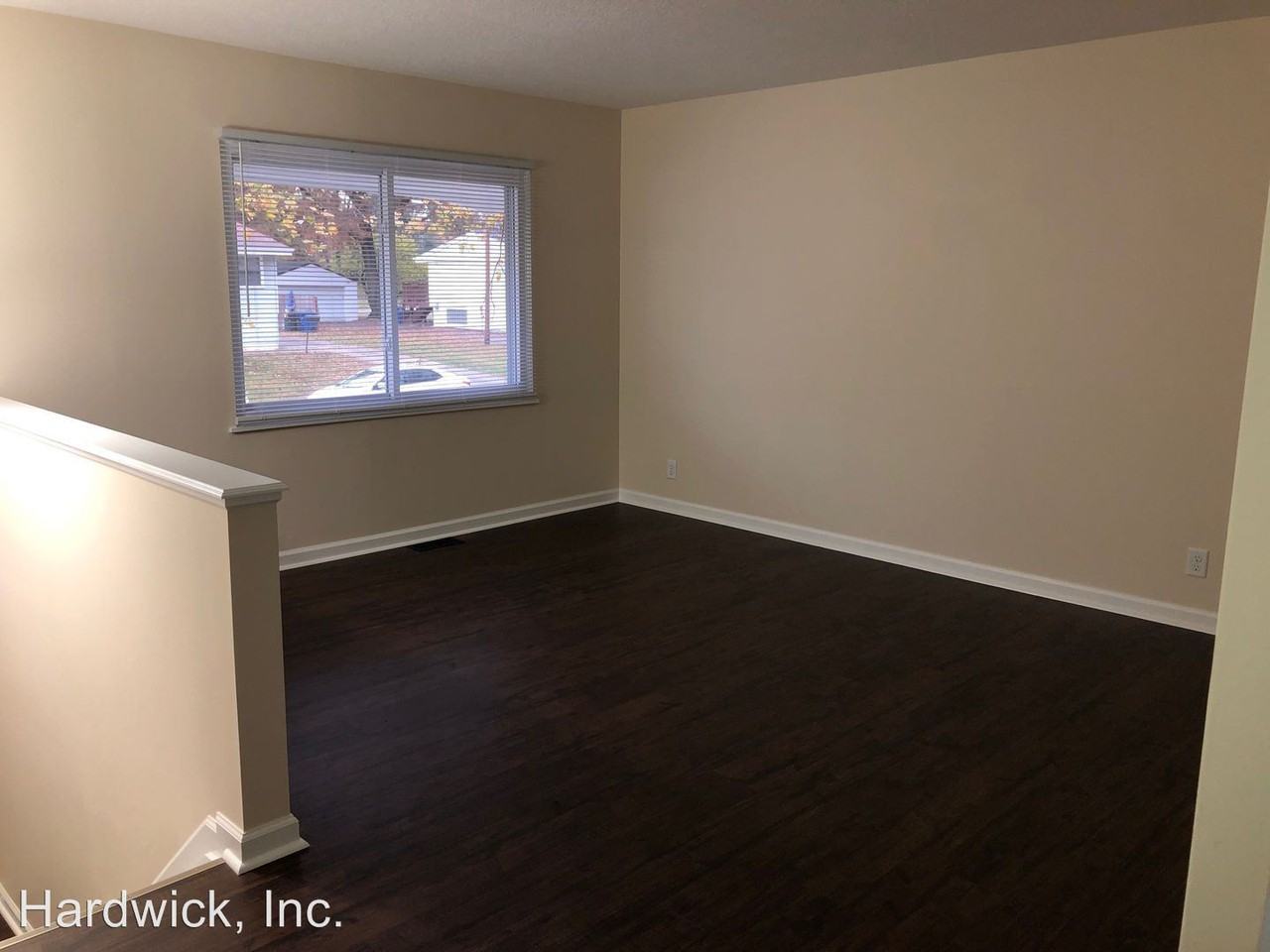 350 Regents Road - Photo 3 of 30