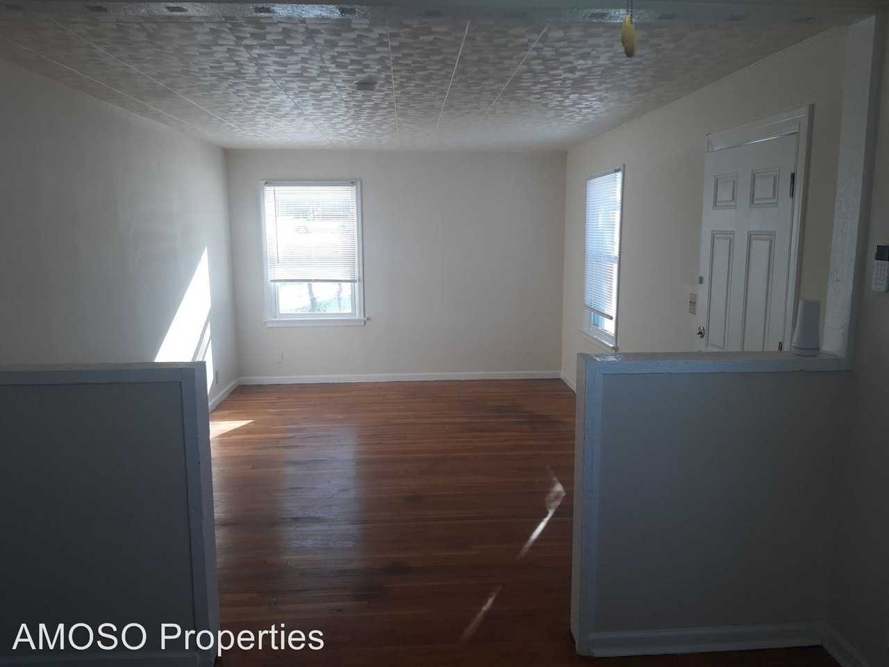 4508 Edmundson - Photo 3 of 20