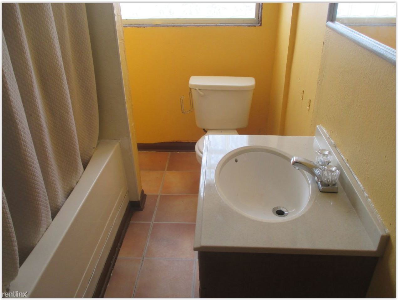 1626 Bancroft Ave - Photo 3 of 7