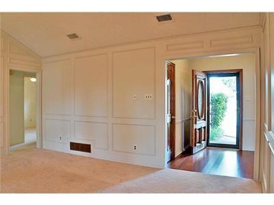2407 Ridge Valley Dr - Photo 3 of 23