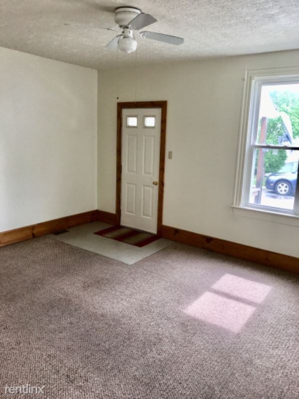 322 College Ave - Photo 2 of 7