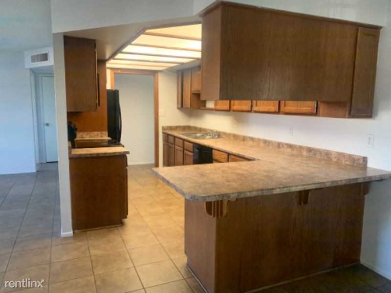 4123 W Wagon Wheel Dr - Photo 3 of 20