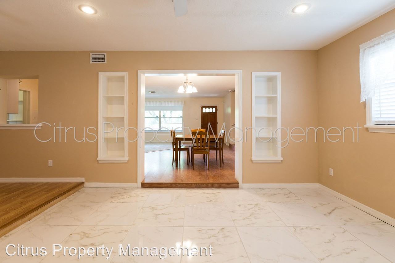 5819 Wolf Rd - Photo 3 of 22