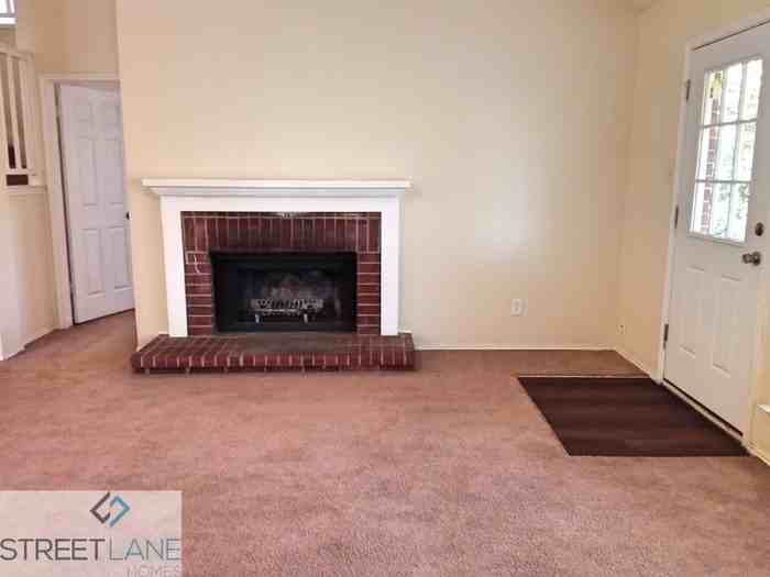 1605 Caplin Drive - Photo 3 of 19