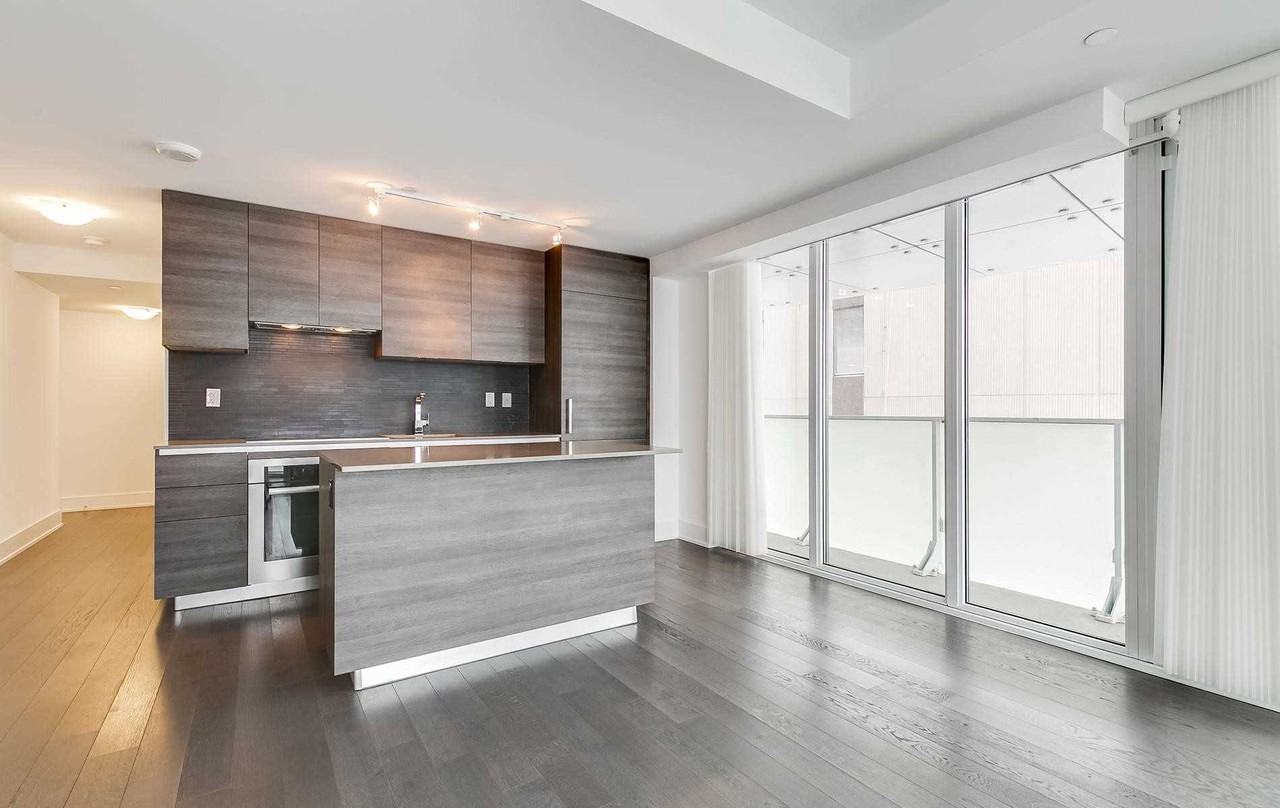 200 Bloor Street West #1605