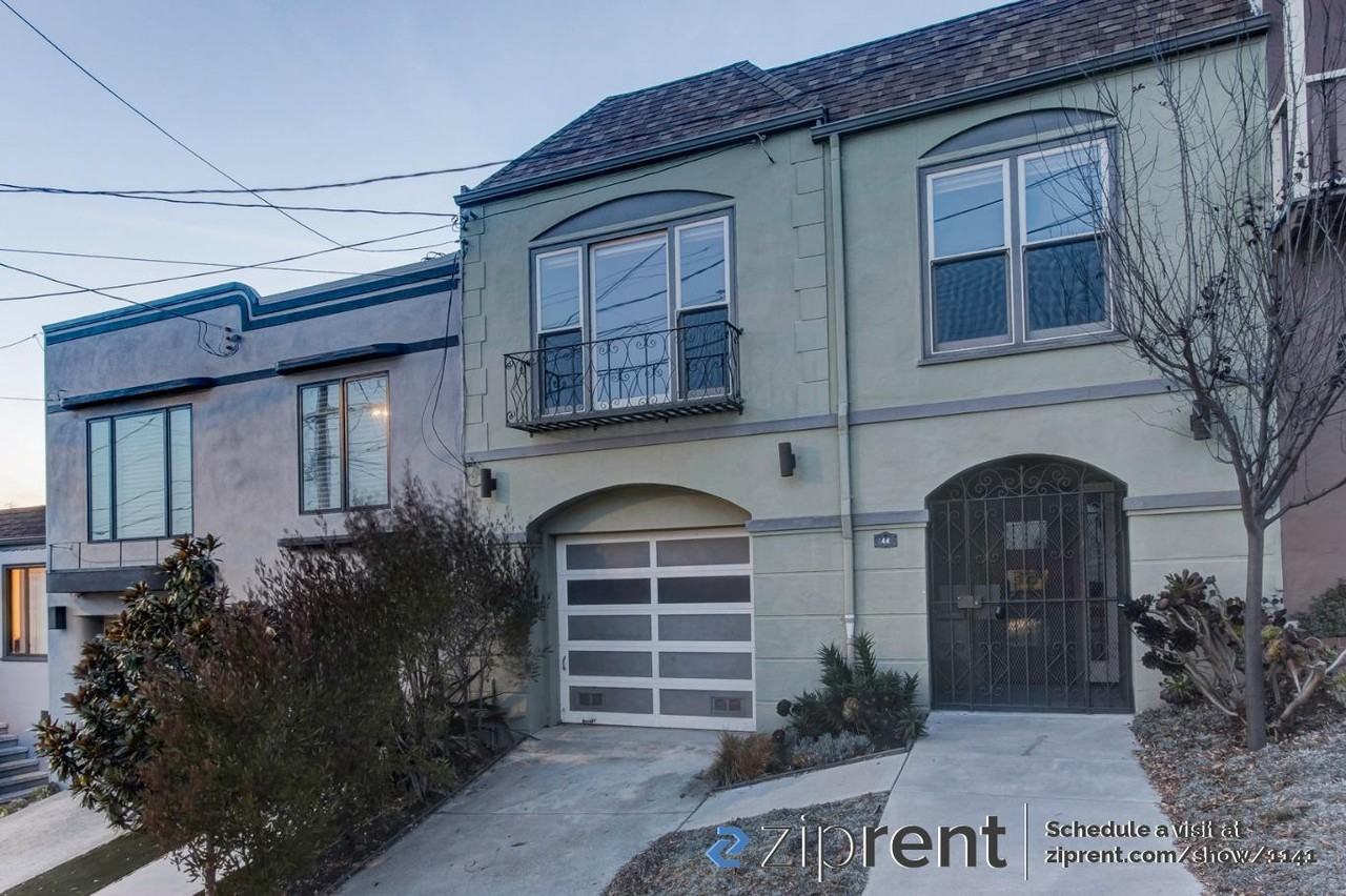 44 Arnold Ave - Photo 2 of 15