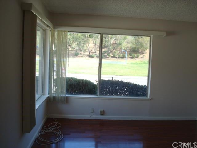 2101 Eveningside Drive - Photo 2 of 10