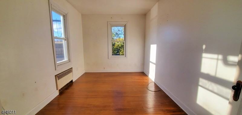 125 Marsellus Pl 1 - Photo 3 of 4