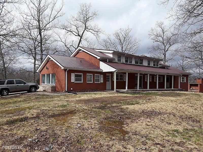 2021 Court Street - Photo 2 of 3