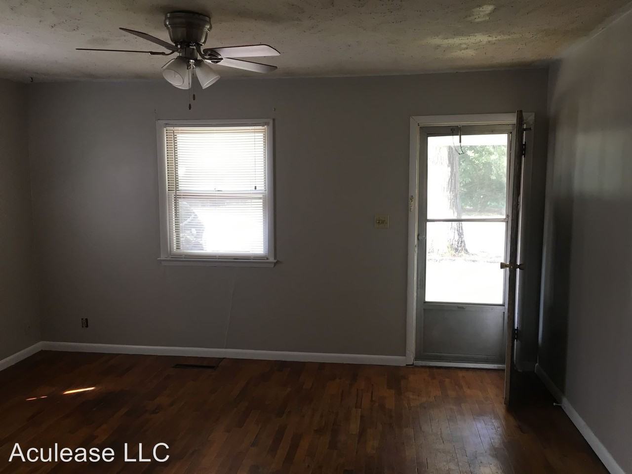 307 W. Krehbiel - Photo 3 of 9