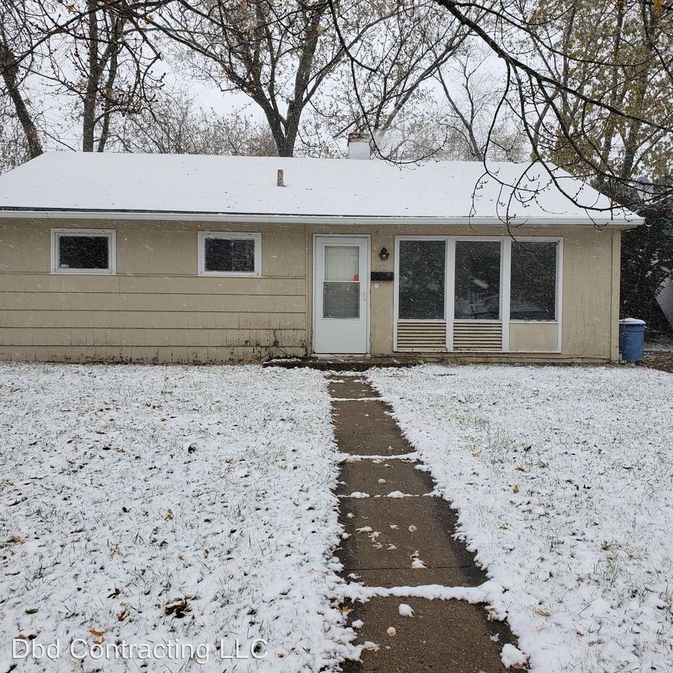 5101 Lillie St, Fort Wayne, IN 46806 3 Bedroom House for Rent for $595