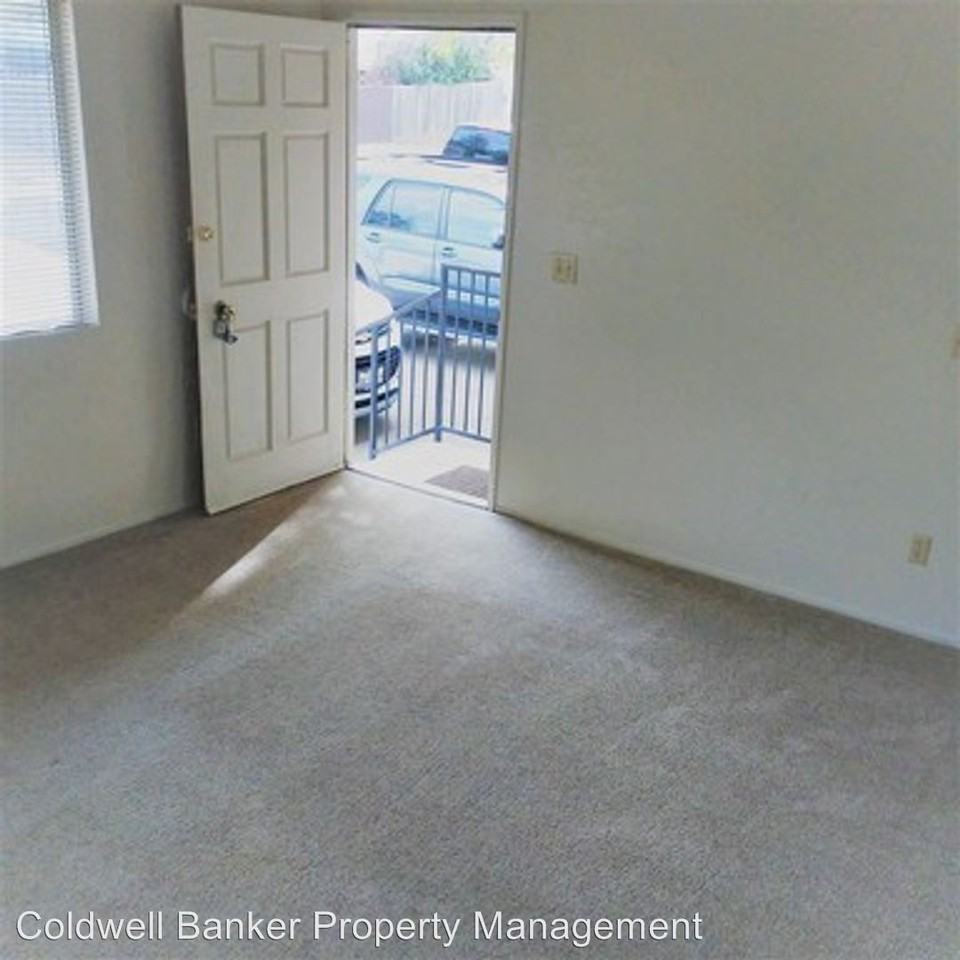 1552 Cottonwood Street - Photo 2 of 6