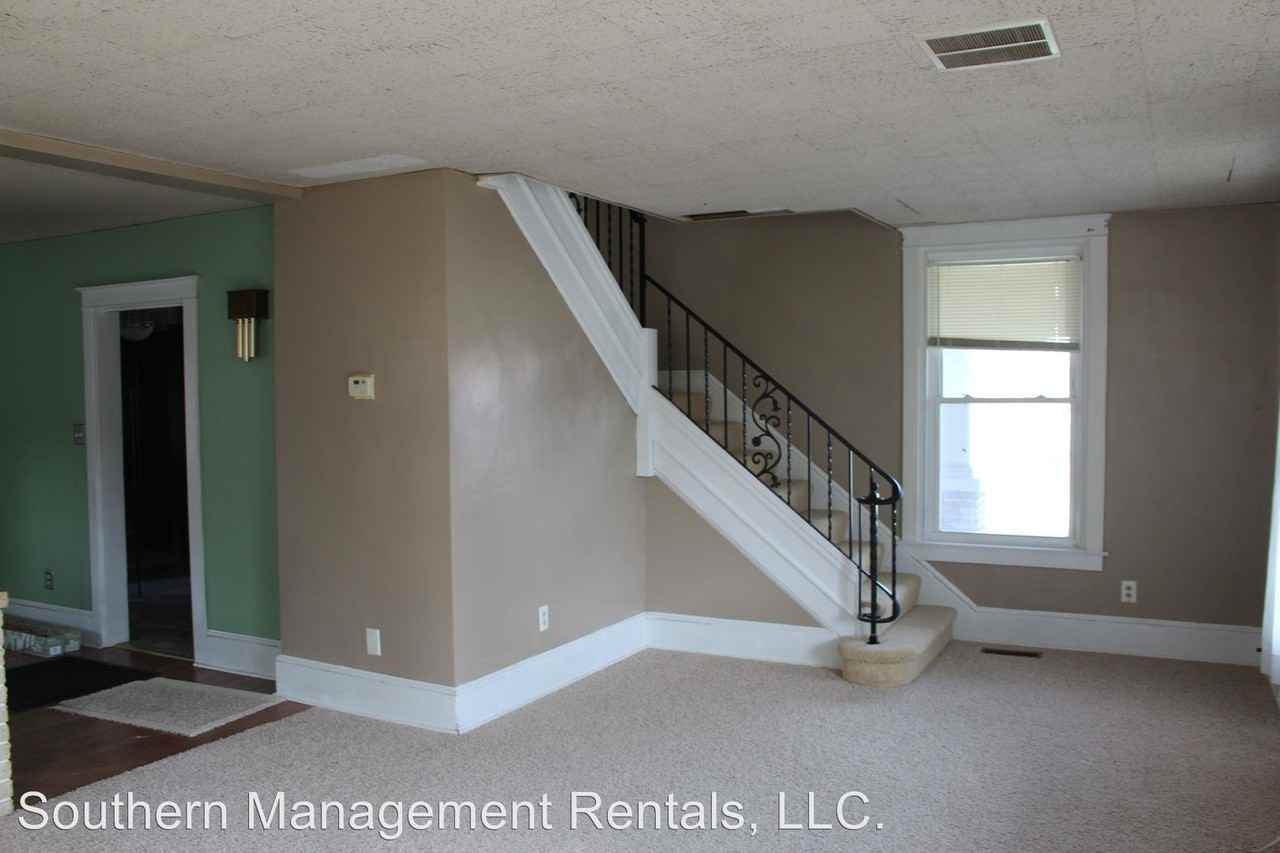 2 S Main St - Photo 3 of 12