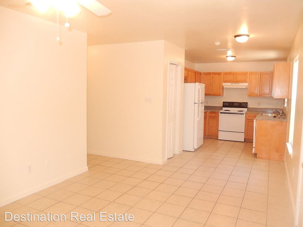 1951 Flipper St. - Photo 3 of 15