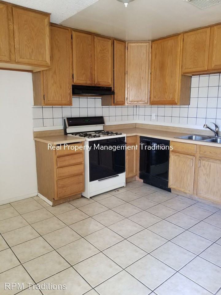 1309 E Ave J-4 - Photo 3 of 19