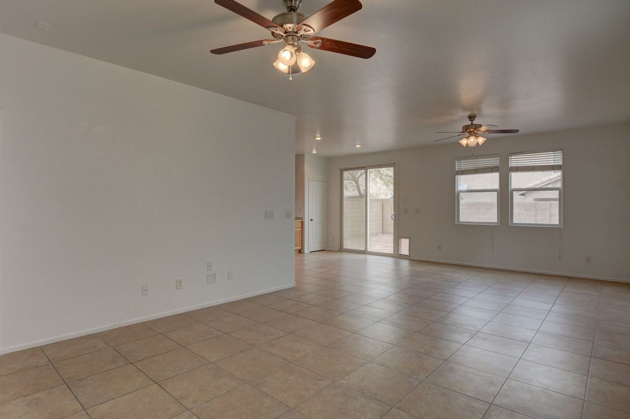 6488 Red Island Ct - Photo 3 of 36