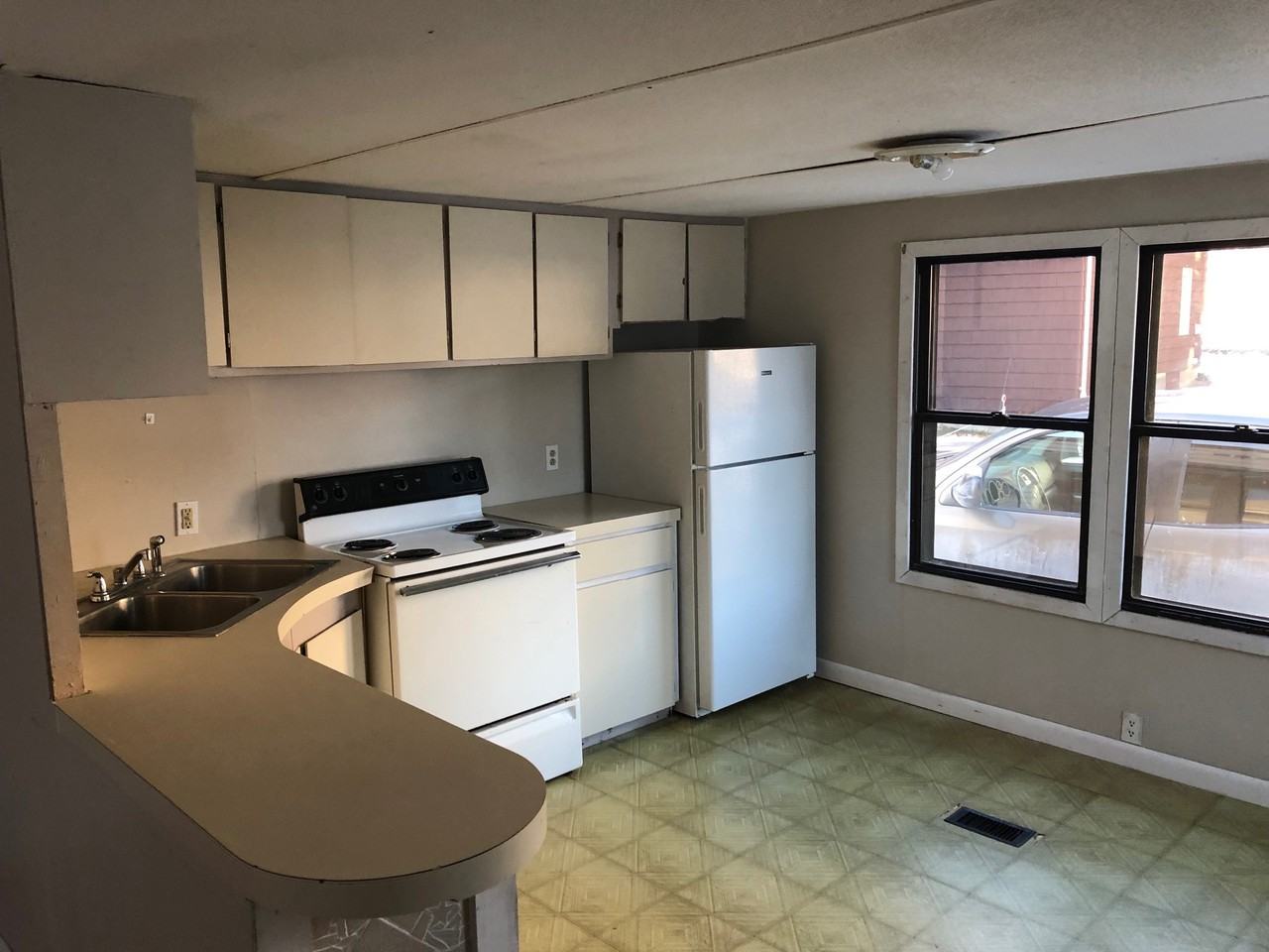 5 Kayla Ln - Photo 3 of 8